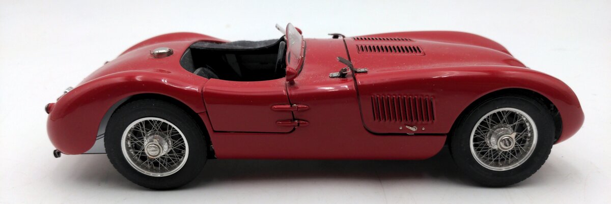 CMC M-193 1:18 Scale Diecast 1952 Jaguar C-Type EX