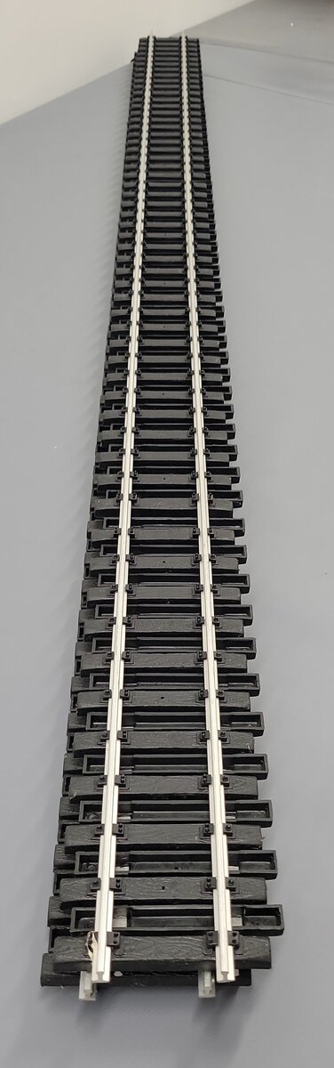 Aristo-Craft 12199 Aluminum 60" Straight Track [4] EX