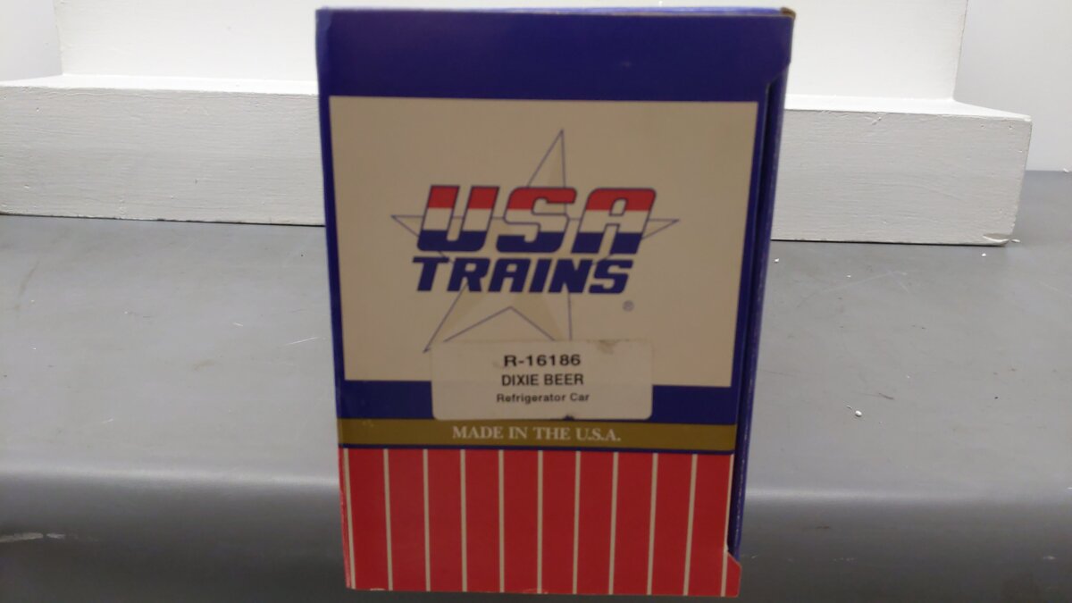 USA Trains R-16186 G Scale Dixie Beer Refrigerator Car #9669 EX/Box