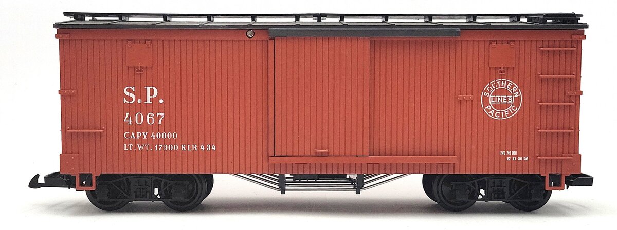 LGB 4067 G Scale Southern Pacific Boxcar #4067 EX/Box