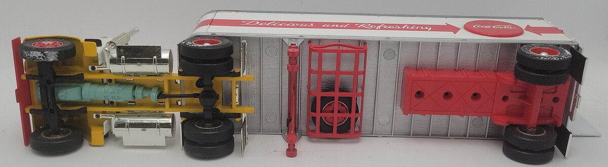 Ertl H843 1:25 Coca-Cola Tractor Trailer EX/Box