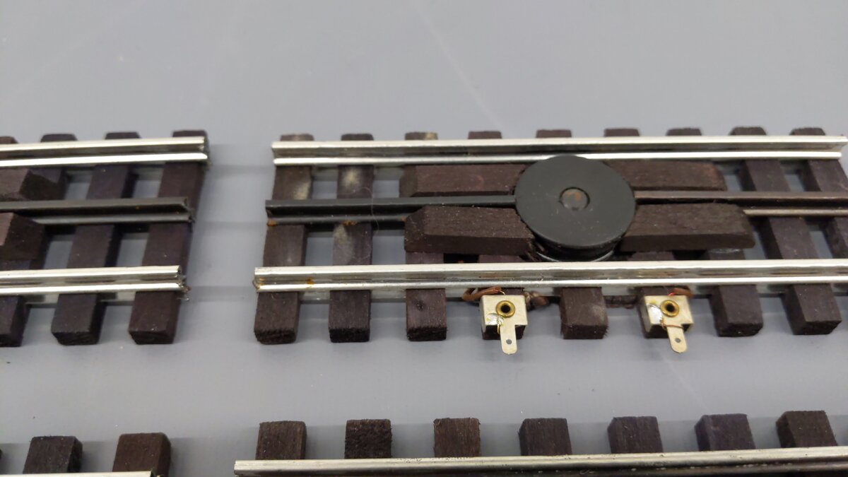 Gargraves 107 O Gauge 3 Rail Phantom Tinplate Magnetic Uncouplers (10) VG/Box
