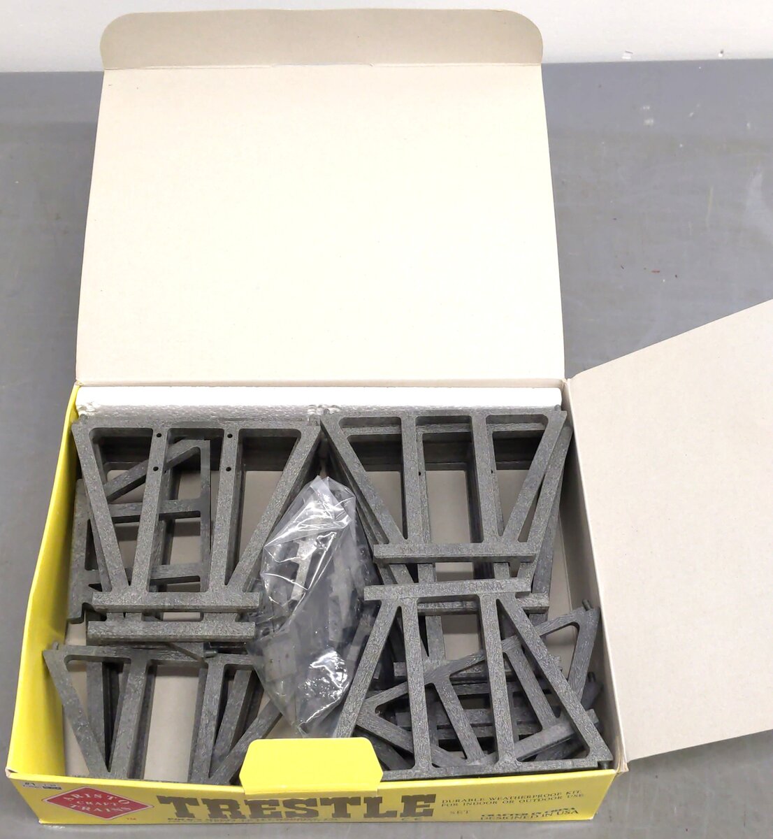 Aristo-Craft 7104 G Over & Under Trestle Set NIB