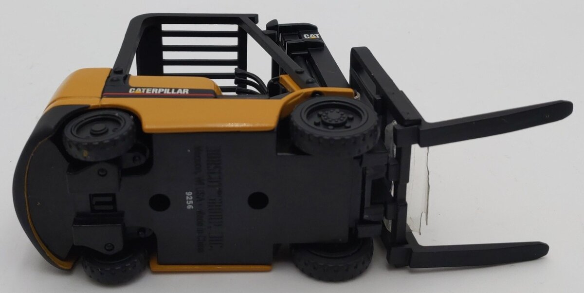 Norscot 55056 1:25 CAT GC25K Lift Truck EX/Box