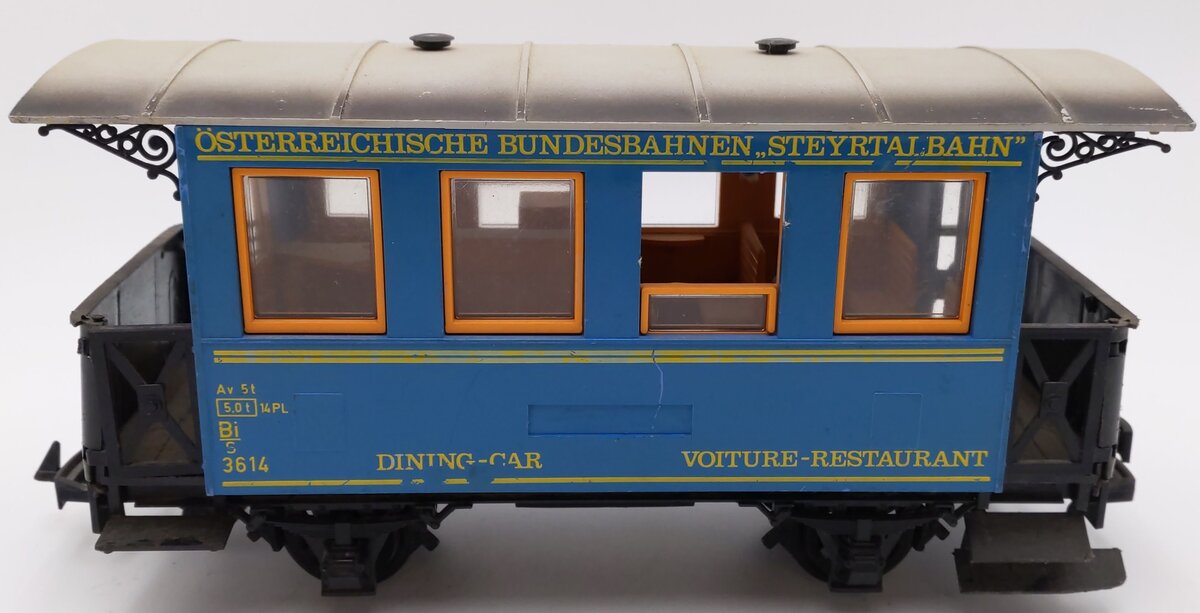 LGB 3013 G Gauge Osterreichische Bundesbahnen Steyrtalbahn Dining Car