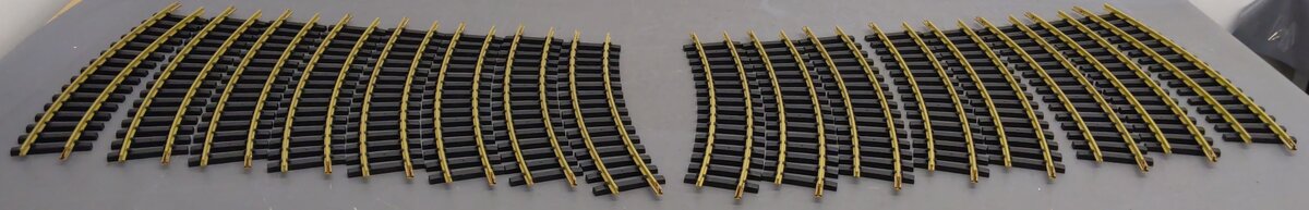 Aristo-Craft 11600 G Scale Euro Brass 8' Diameter Large Curved Track (Box of 16) VG/Box