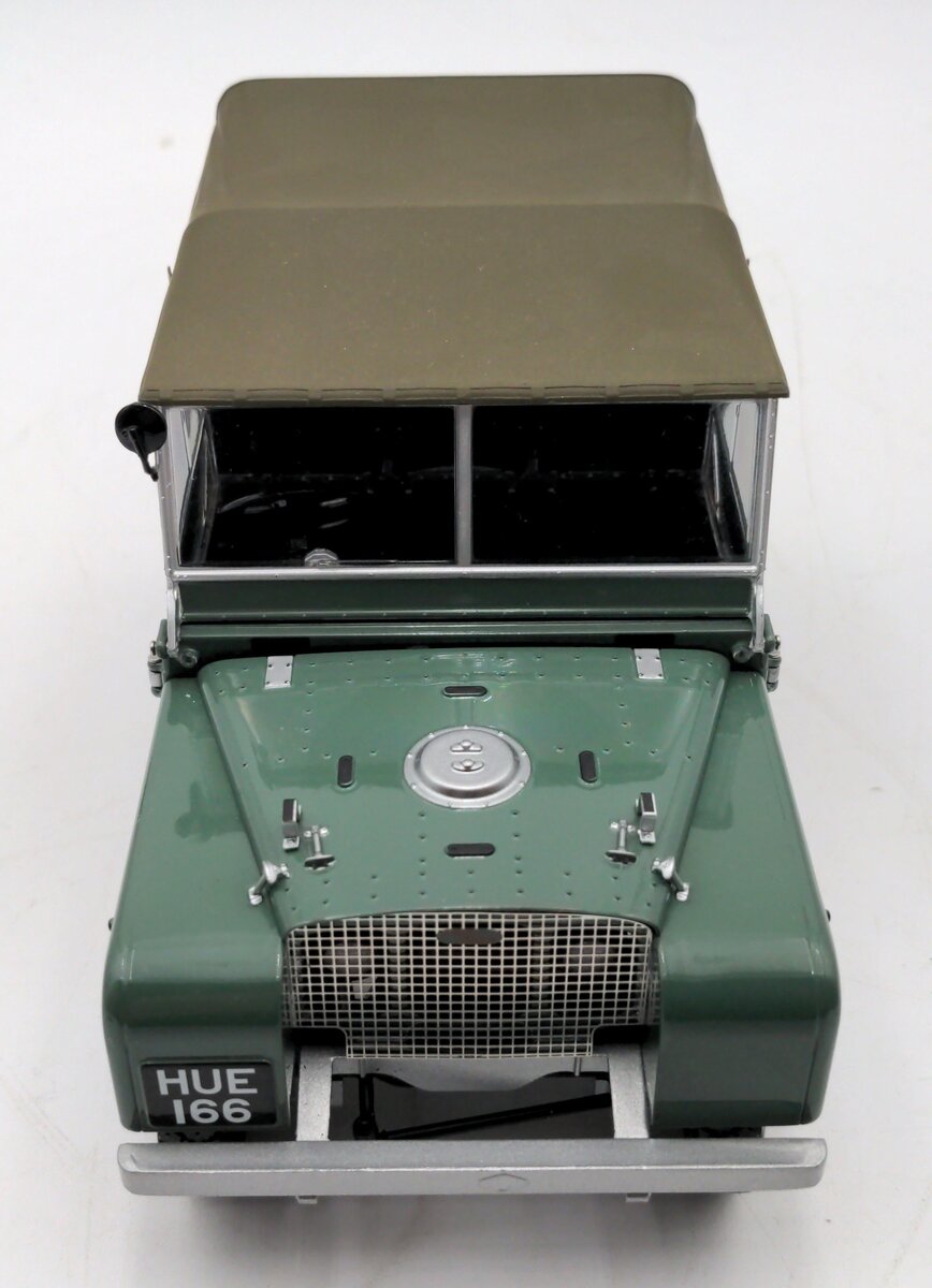 Minichamps 1:18 Scale Diecast 1948 Land Rover Series I EX