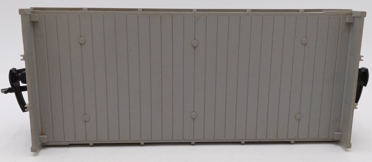 LGB 4001 G Scale Gray Flatcar VG