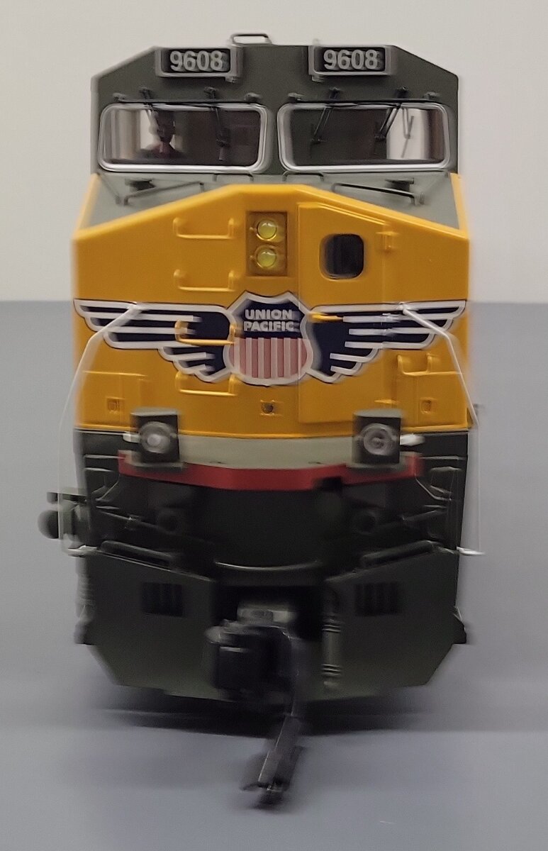 Aristo-Craft 23010 UP Flag & Wings Dash 9-44CW Diesel Locomotive #9608 EX/Box