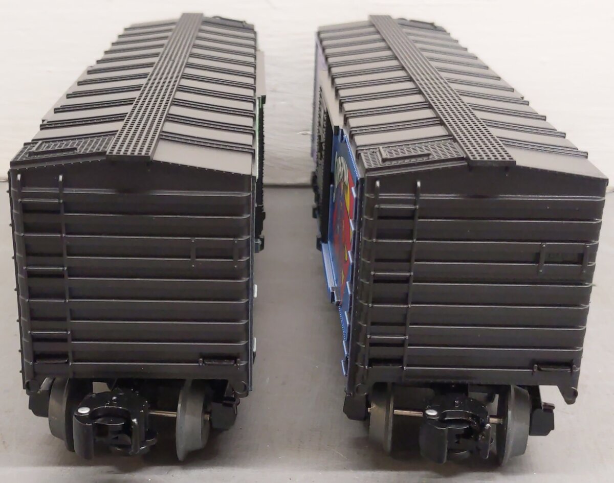 Lionel 6-82684 O Superman/Green Lantern Boxcar 2-Pack EX/Box