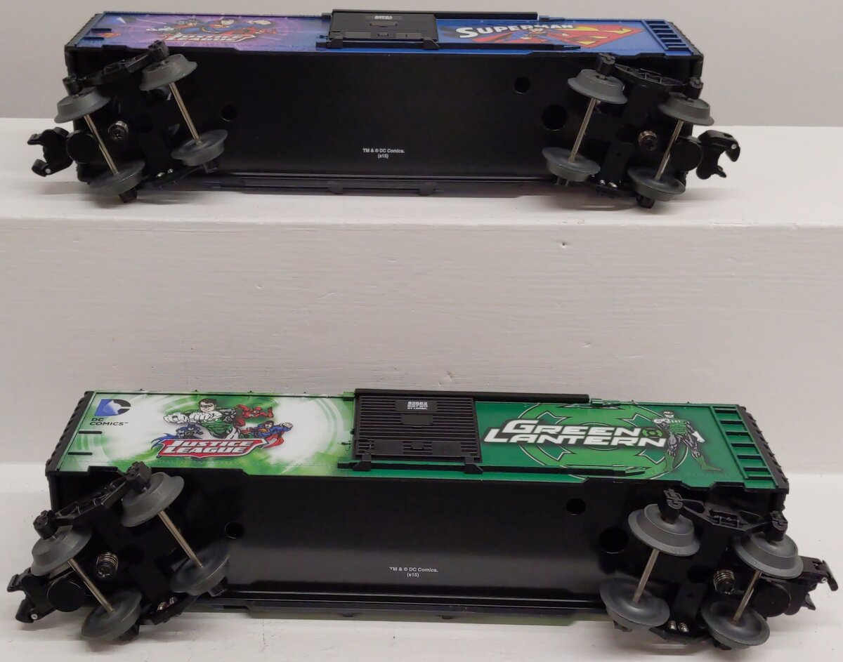 Lionel 6-82684 O Superman/Green Lantern Boxcar 2-Pack EX/Box