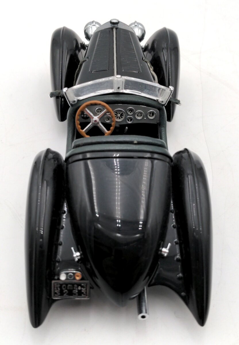 CMC 1:24 Scale Diecast 1932 Mercedes SSK Count Trossi Black Prince EX
