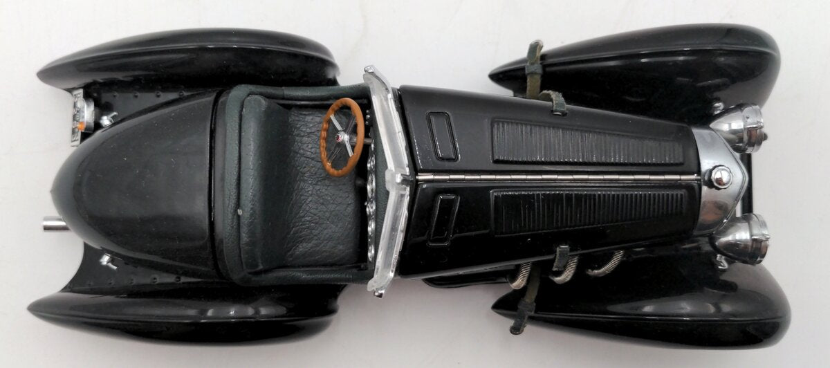 CMC 1:24 Scale Diecast 1932 Mercedes SSK Count Trossi Black Prince EX