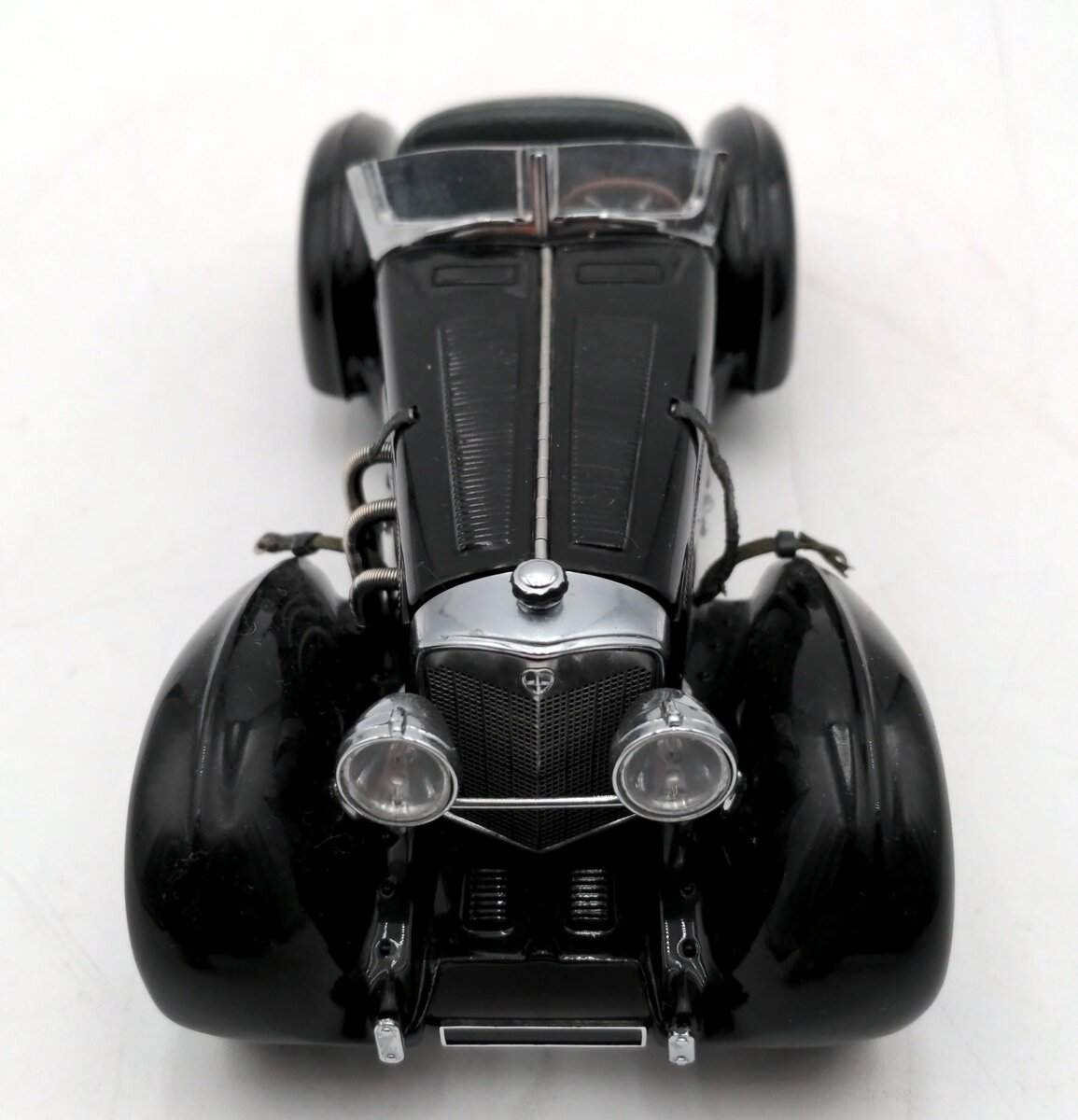 CMC 1:24 Scale Diecast 1932 Mercedes SSK Count Trossi Black Prince EX