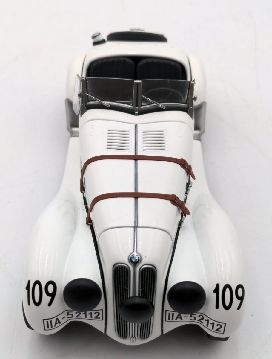 AutoArt 83845 1:18 Diecast BMW 328 Roadster Mille Miglia 1938 #109 VG