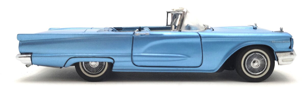 Franklin Mint B11UK17 1:43 Diecast 1948 Ford Thunderbird Convertible EX