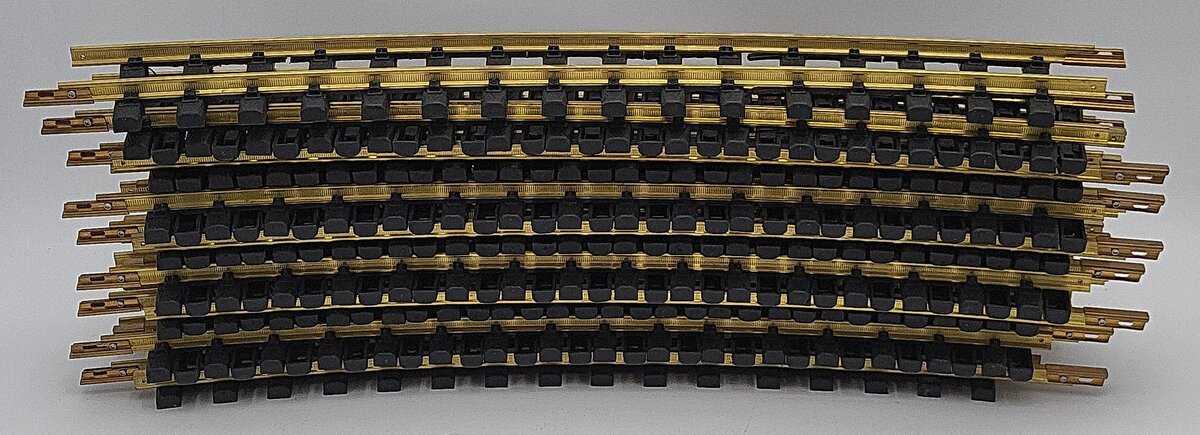 Aristo-Craft 11600 G Scale European Syle Brass 8' Diameter Curved Track (16) EX