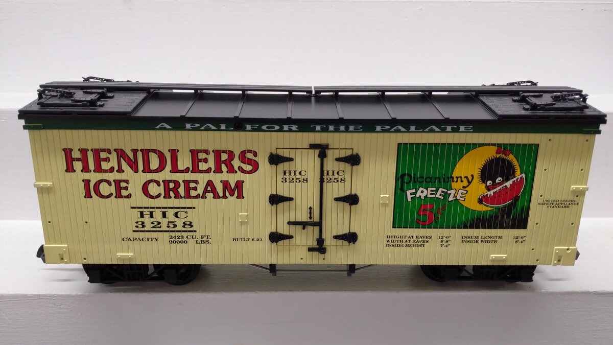 USA Trains 16232 G Hendlers Ice Cream Refrigerator Car EX/Box