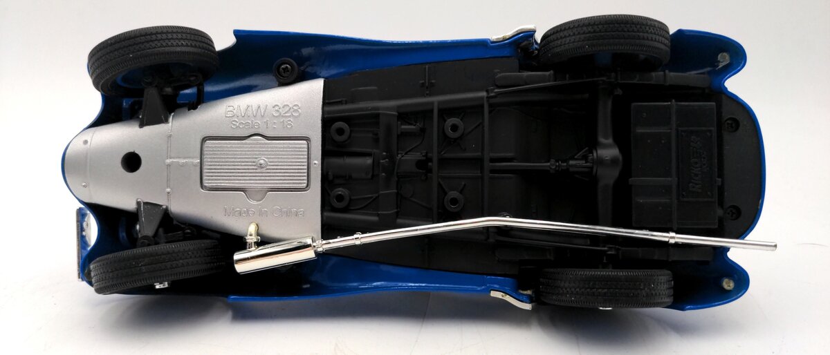 Road Signature 1:18 Scale BMW 328 VG