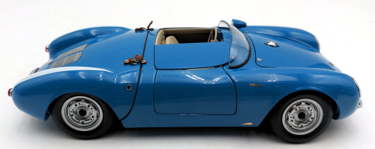 Schuco 1:18 Scale Diecast Porsche 550 A Spyder LN