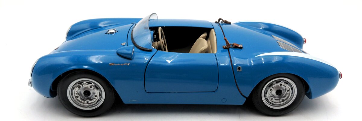 Schuco 1:18 Scale Diecast Porsche 550 A Spyder LN