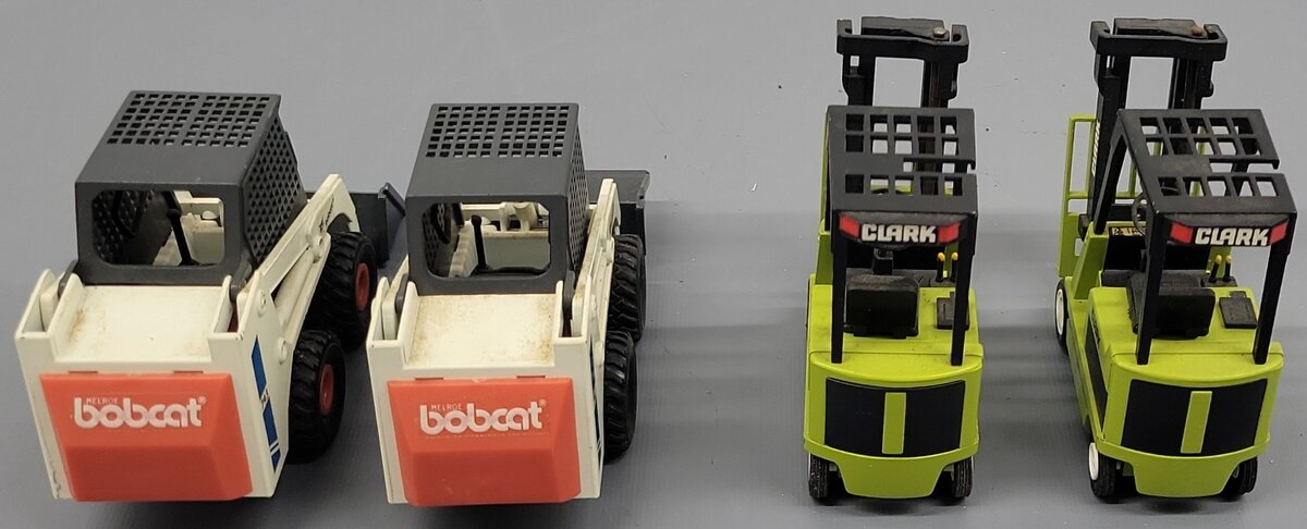 Conrad & Clover Diecast Forklifts & Loader; 2971 x 2, 4431 x 2 [4] VG