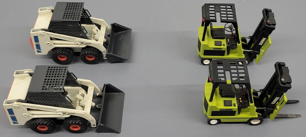 Conrad & Clover Diecast Forklifts & Loader; 2971 x 2, 4431 x 2 [4] VG