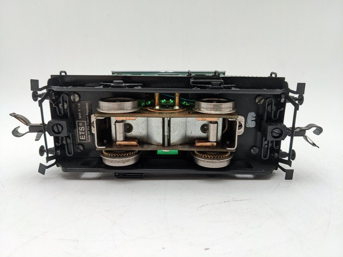 ETS 100 O CSD Series E 225.0 Electric Locomotive #225001 EX