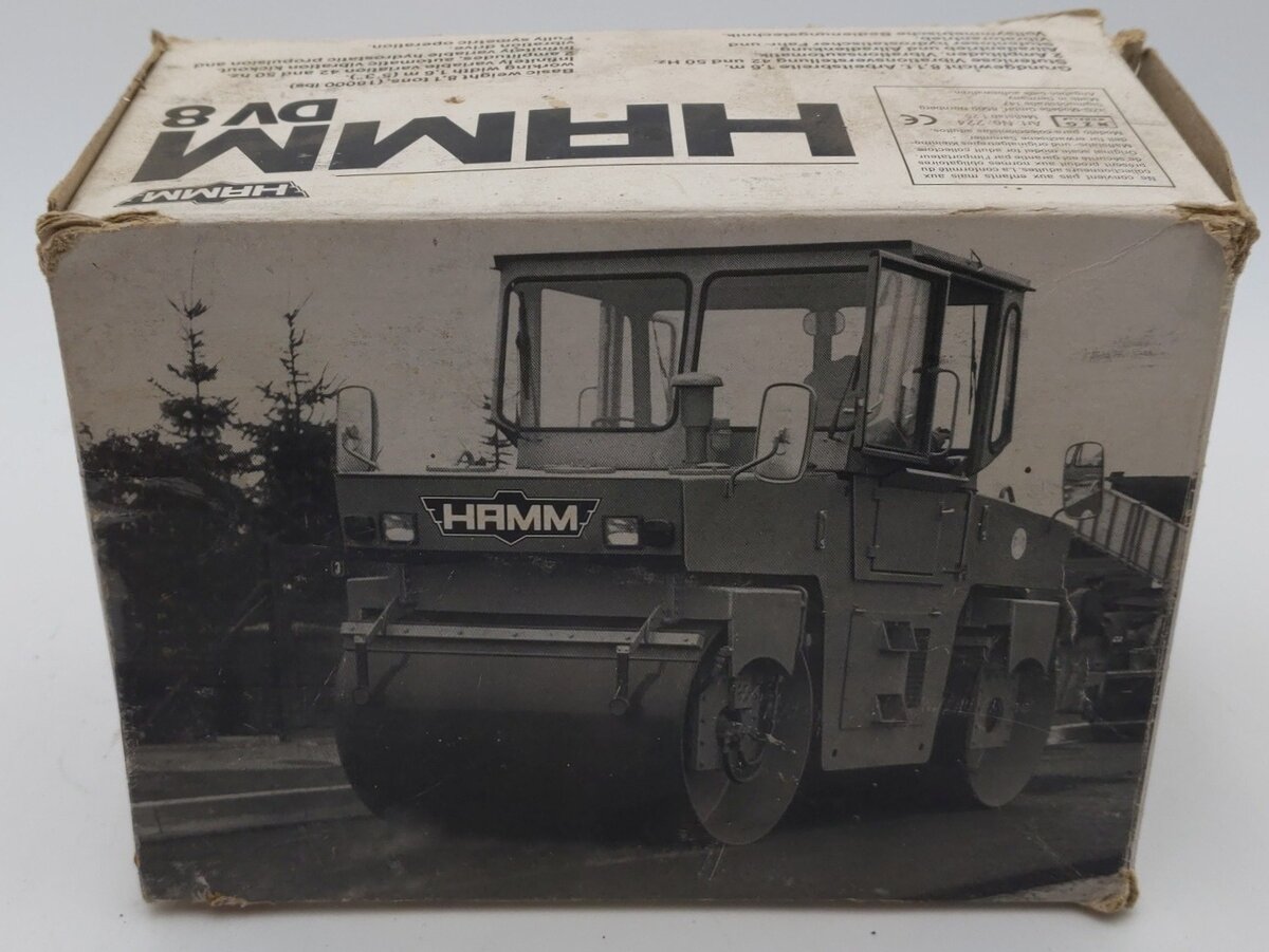 NZG Modelle 1:25 Scale HAMM DV 8 Roller EX/Box