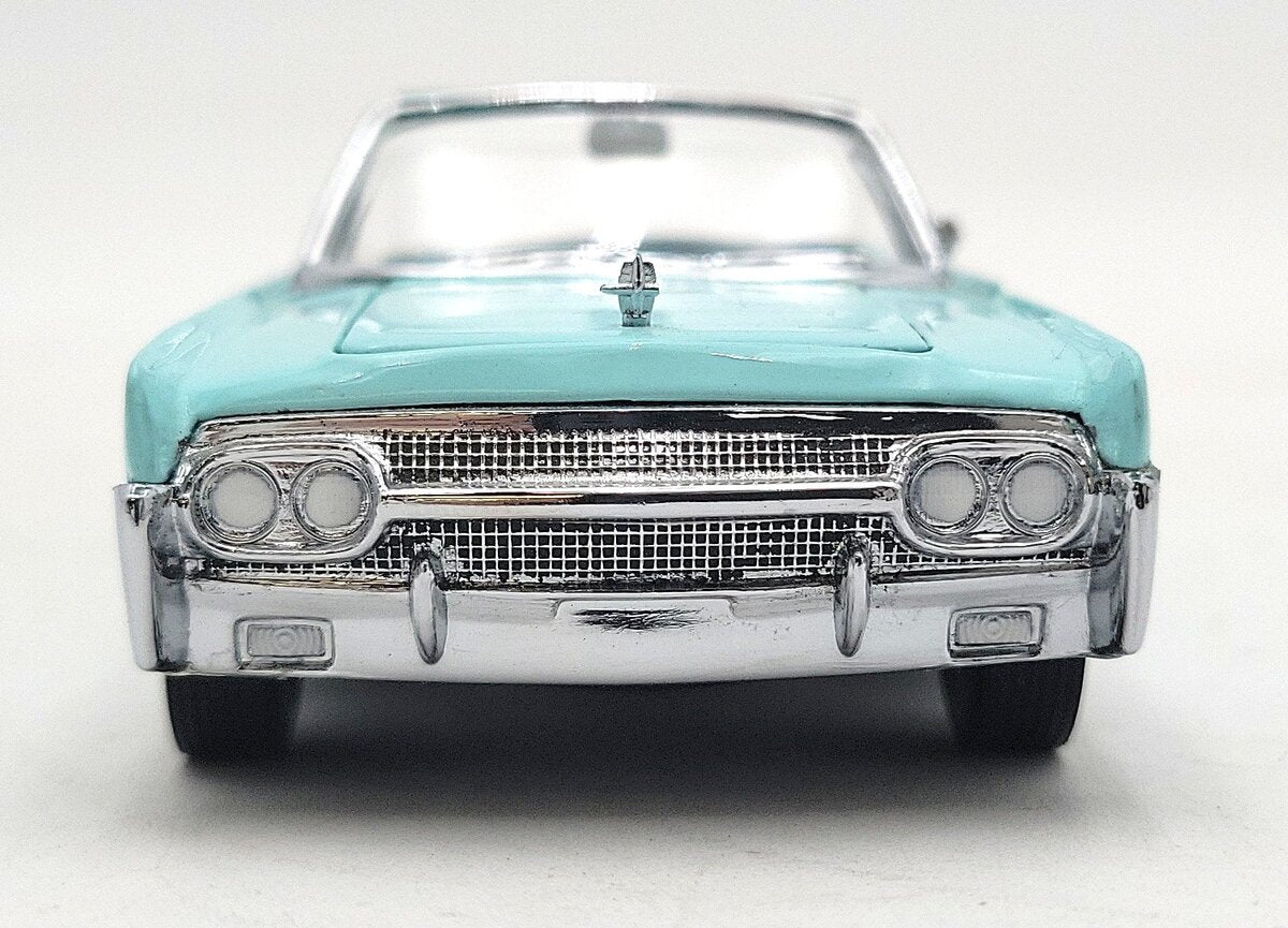 Franklin Mint B14PW05 1:43 Scale Diecast 1961 Lincoln Continental Convertible EX