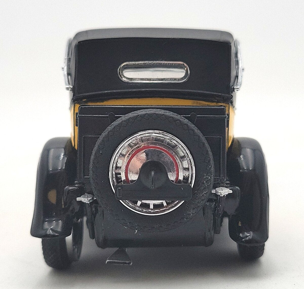 Franklin Mint B14PW07 1:43 Diecast 1931 Bugatti Royale Berlin 007 EX