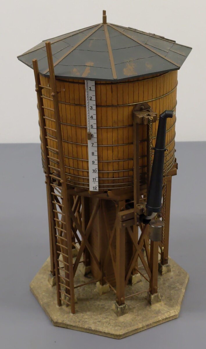 LGB Exclusive Model-US Water Tower VG/Box