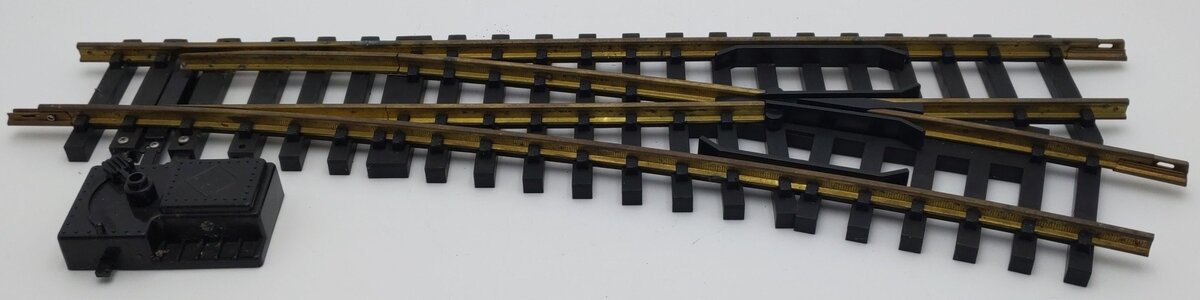 Aristo-Craft 30370 G Brass Wide Radius Right Hand 10' Manual Switch Turnout VG