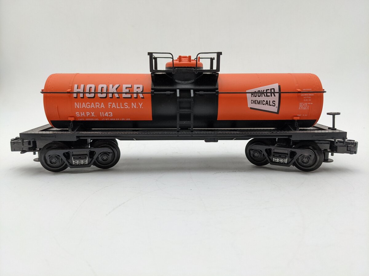 Atlas 1005002-2 O Gauge Hooker Chemicals Tank Car No.1143 (3 Rail) EX