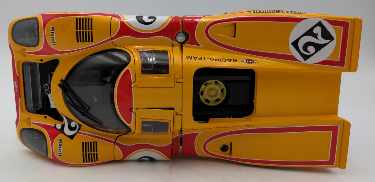 AutoArt 1:18 Scale Porsche 917K Martini Racing EX
