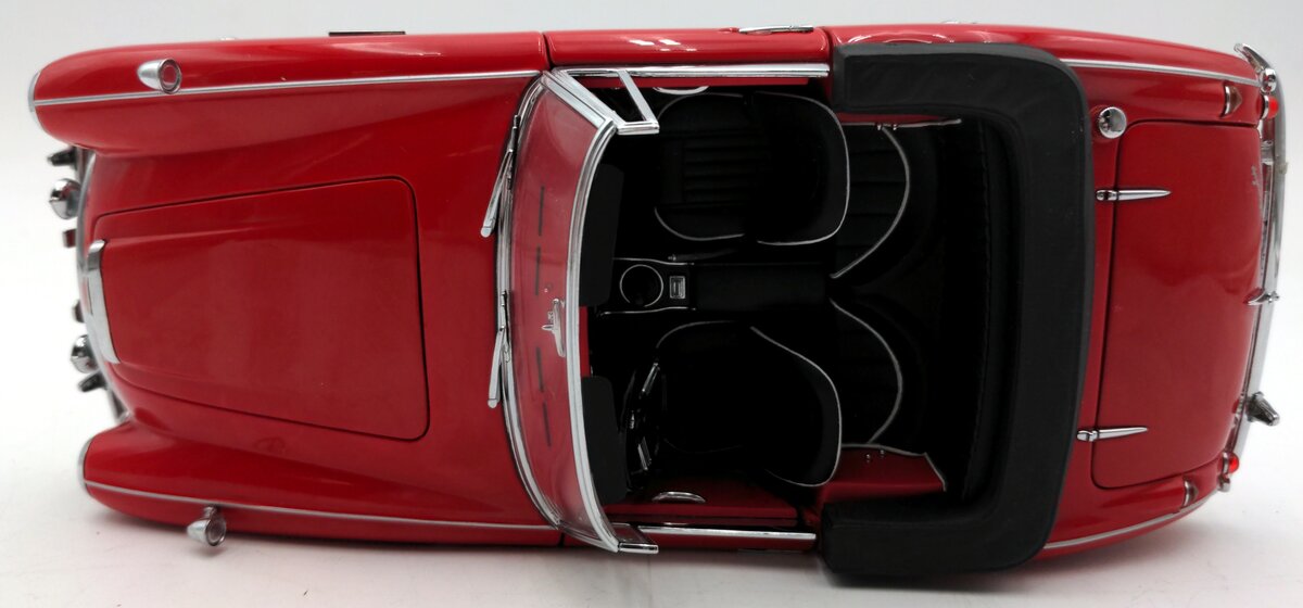 Kyosho 1:18 Scale Austin Healey Red MK-III Gorgeous Collection VG
