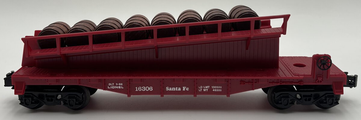 Lionel 6-16306 Santa Fe Barrel Ramp Car EX/Box