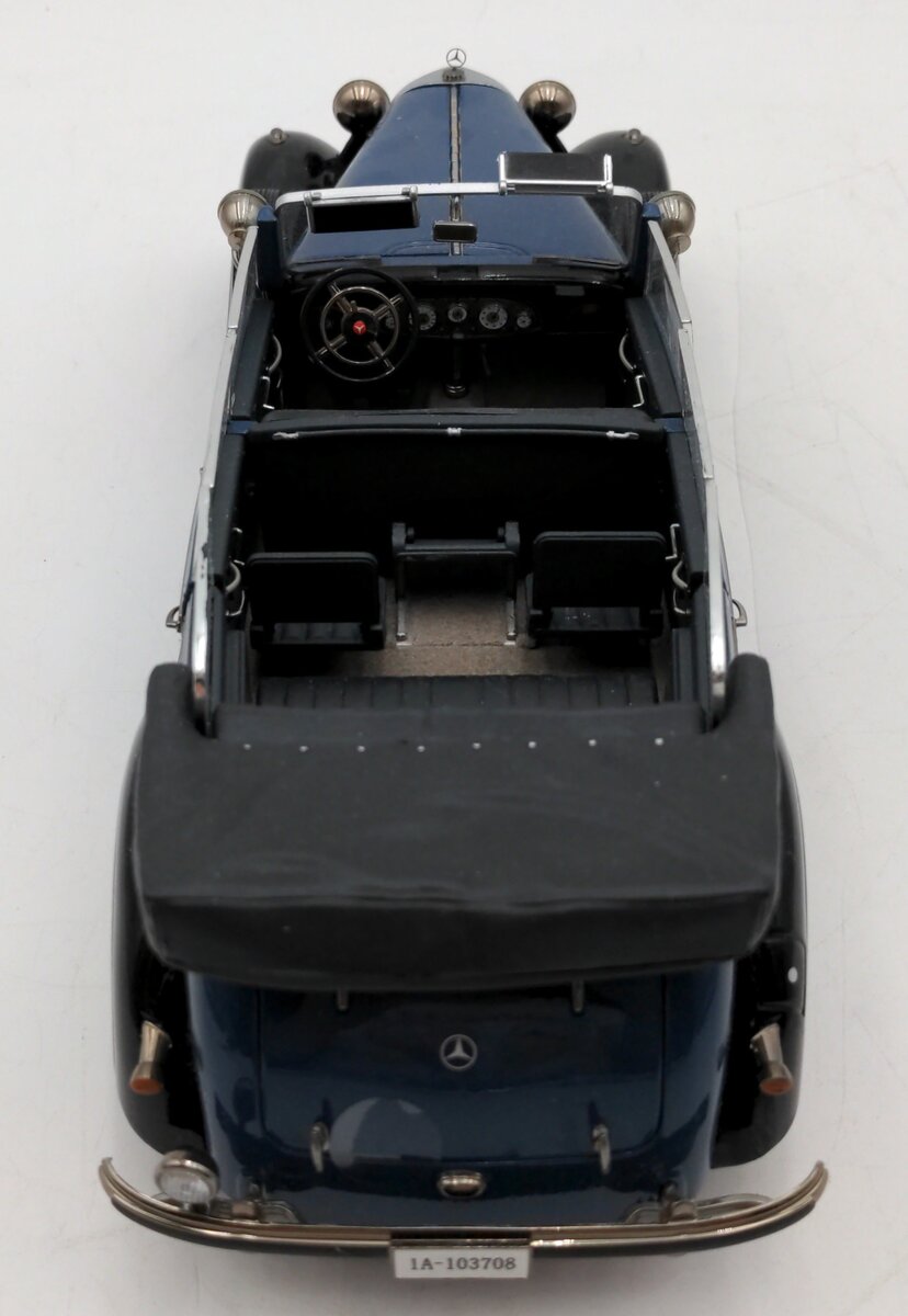 Signature Models 1:18 Diecast 1938 Mercedes Benz 770K Limousine in Navy Blue VG