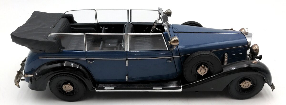 Signature Models 1:18 Diecast 1938 Mercedes Benz 770K Limousine in Navy Blue VG