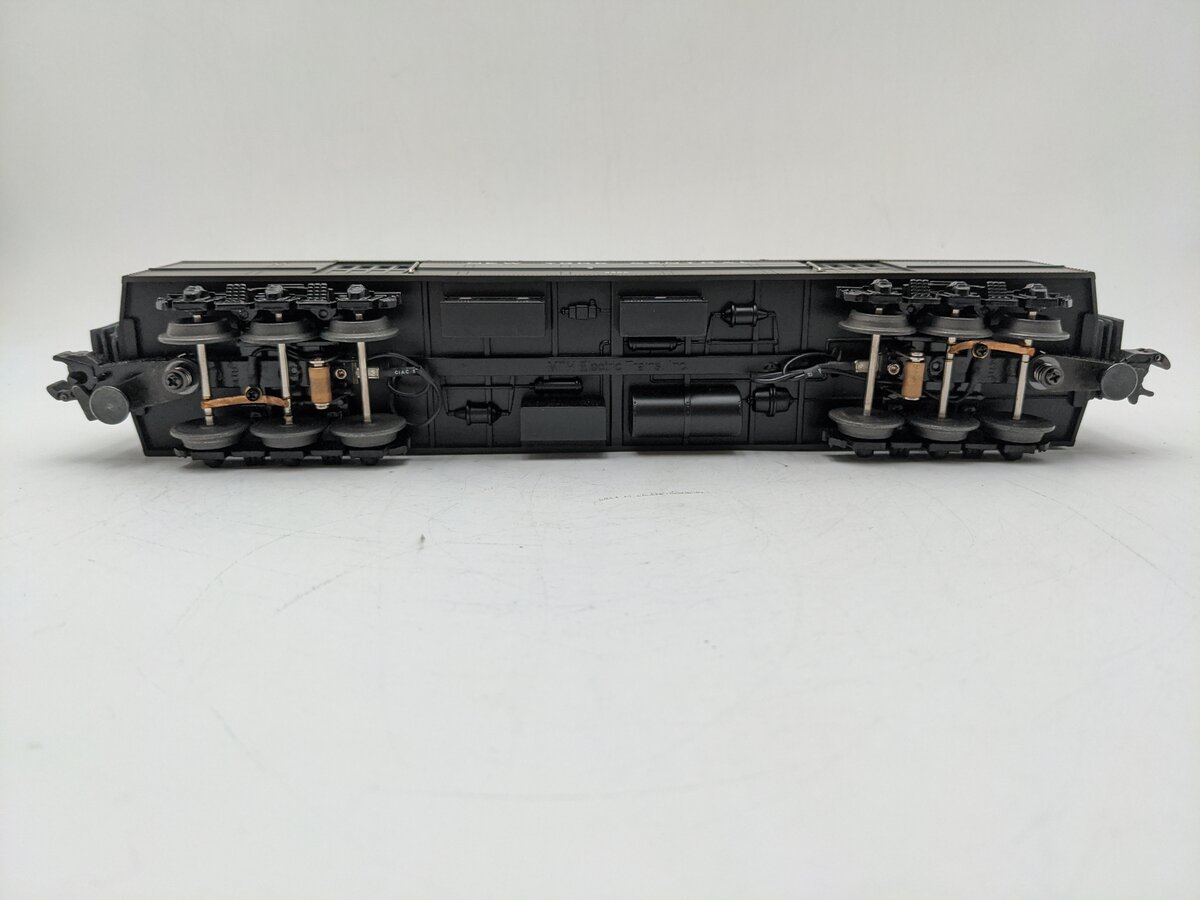 MTH 30-6256B O Gauge NYC Madison Baggage Car #8986 EX