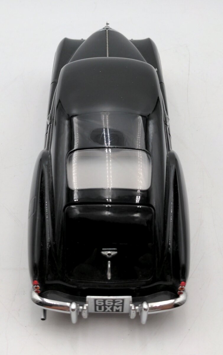 Minichamps 1:18 Scale Diecast 1954 Bentley R-Type Continental EX