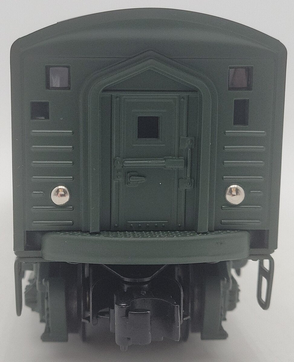 Lionel 6-14560 O Northern Pacific F3 Non-Powered A-Unit Diesel Locomotive #2390B EX/Box