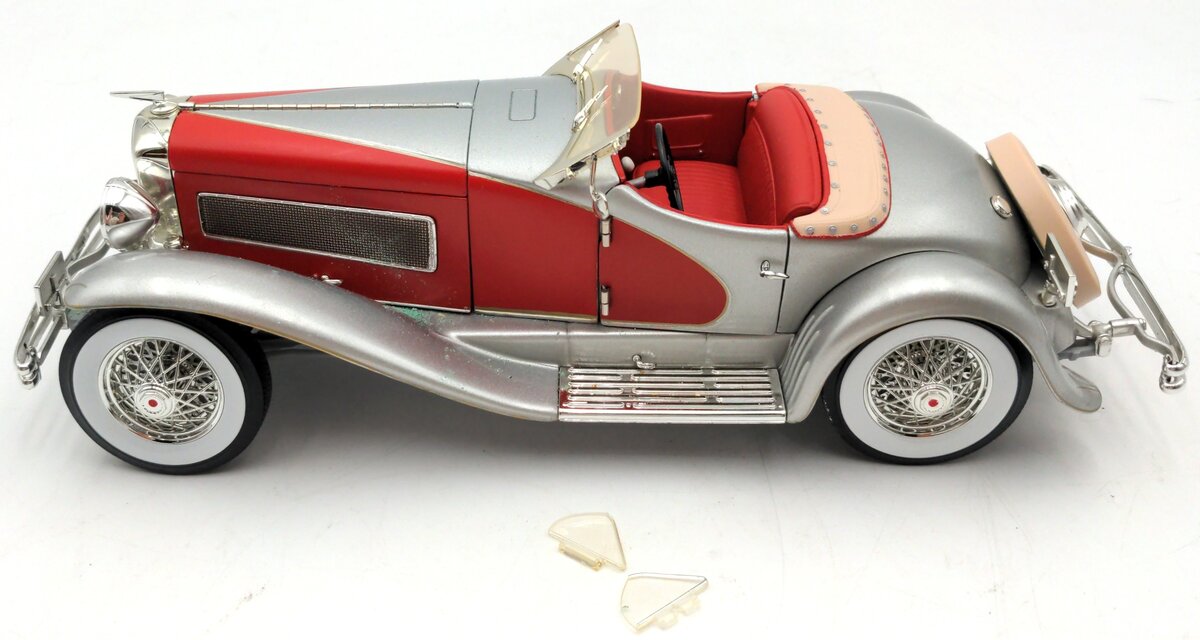 Ertl 3339GA 1:18 Scale Diecast 1935 Duesenberg SSJ VG
