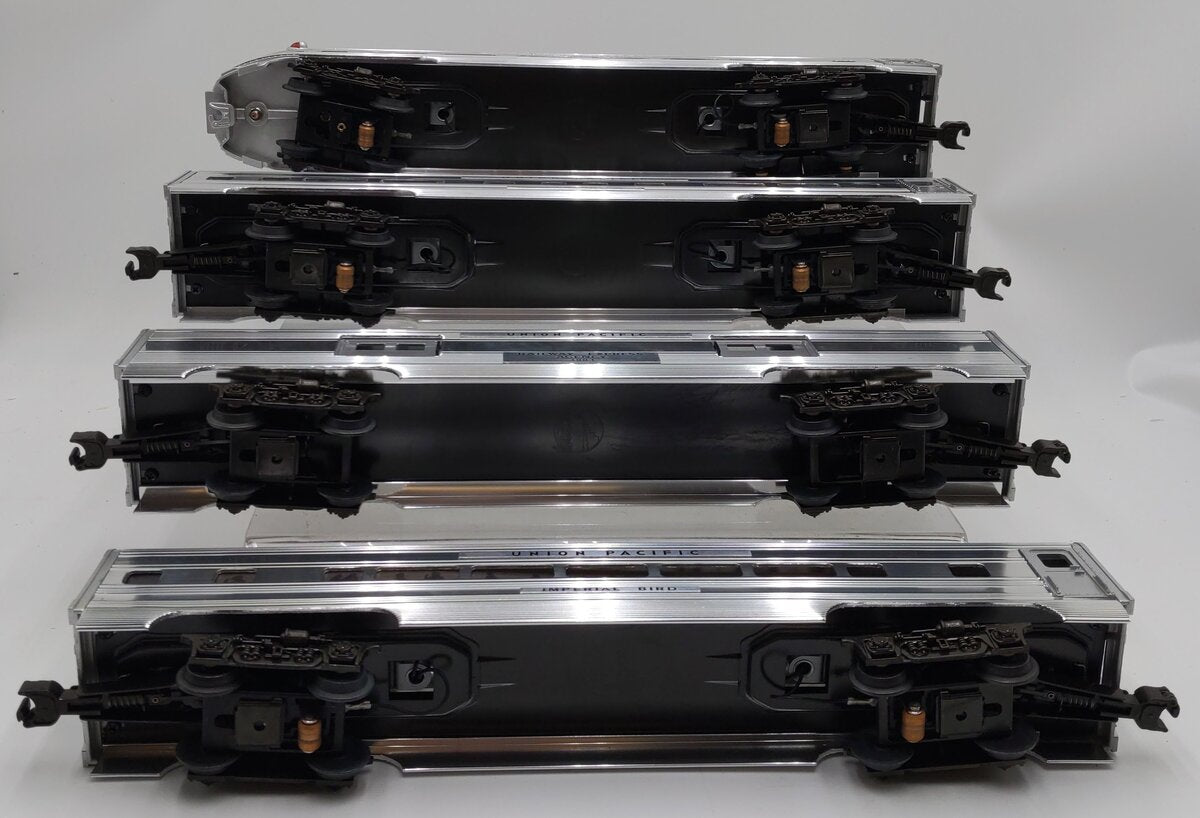 MTH 20-6015 O Union Pacific 60' Aluminum Passenger Car Set (Set of 4) EX