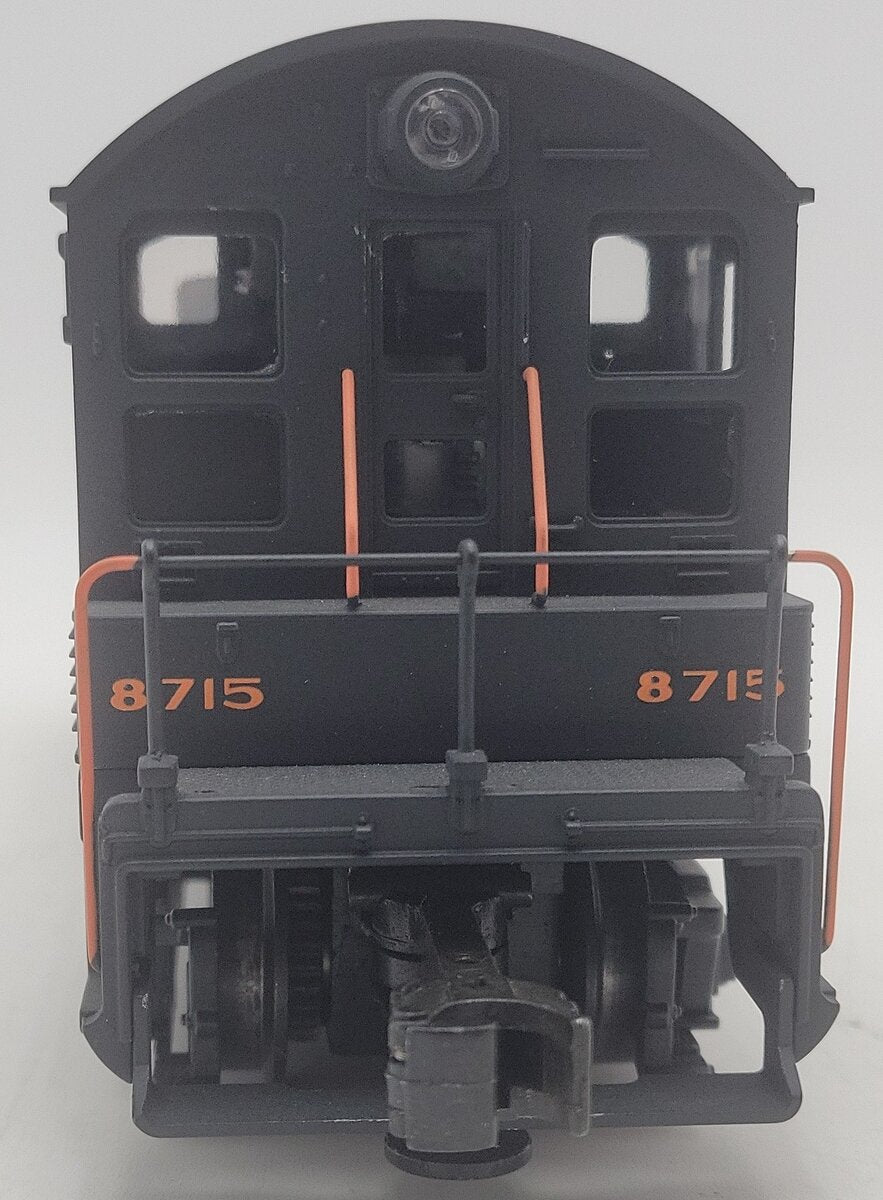 Williams O Gauge Indiana Harbor Belt NW-2 Diesel Switcher #8715 EX