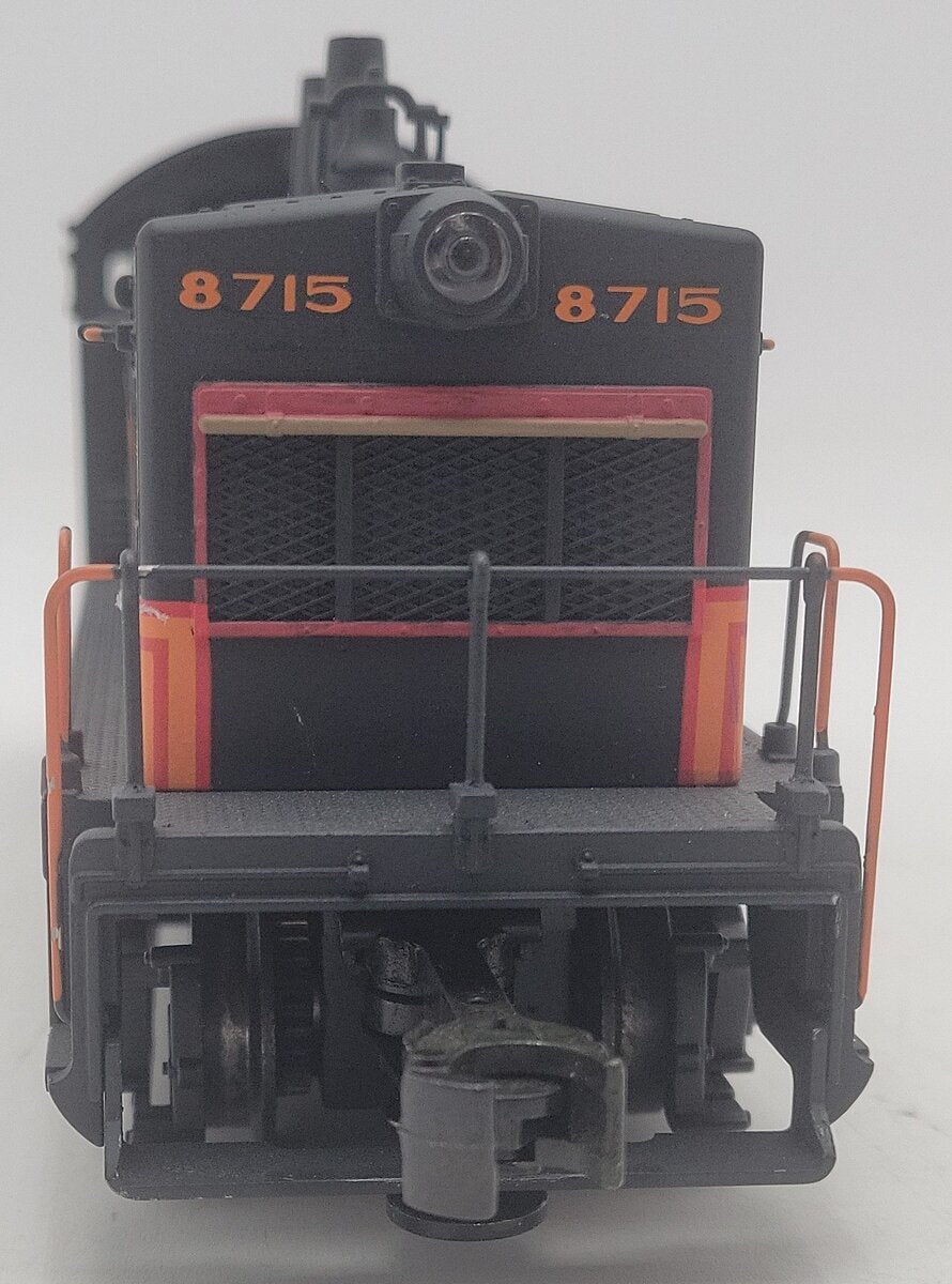 Williams O Gauge Indiana Harbor Belt NW-2 Diesel Switcher #8715 EX