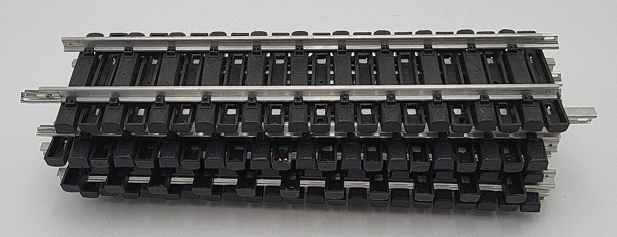 Aristo-Craft 12100 G Scale 1 foot Straight Track Sections [8] EX