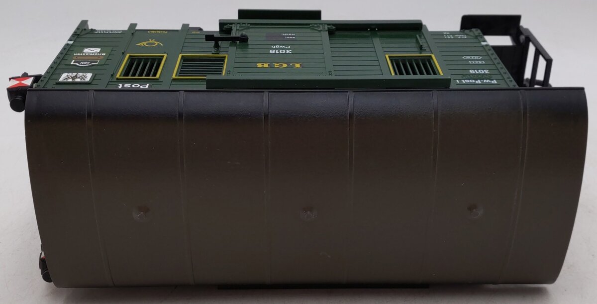 LGB 3019 G Scale Lighted Postal Car (Metal Wheels) EX/Box