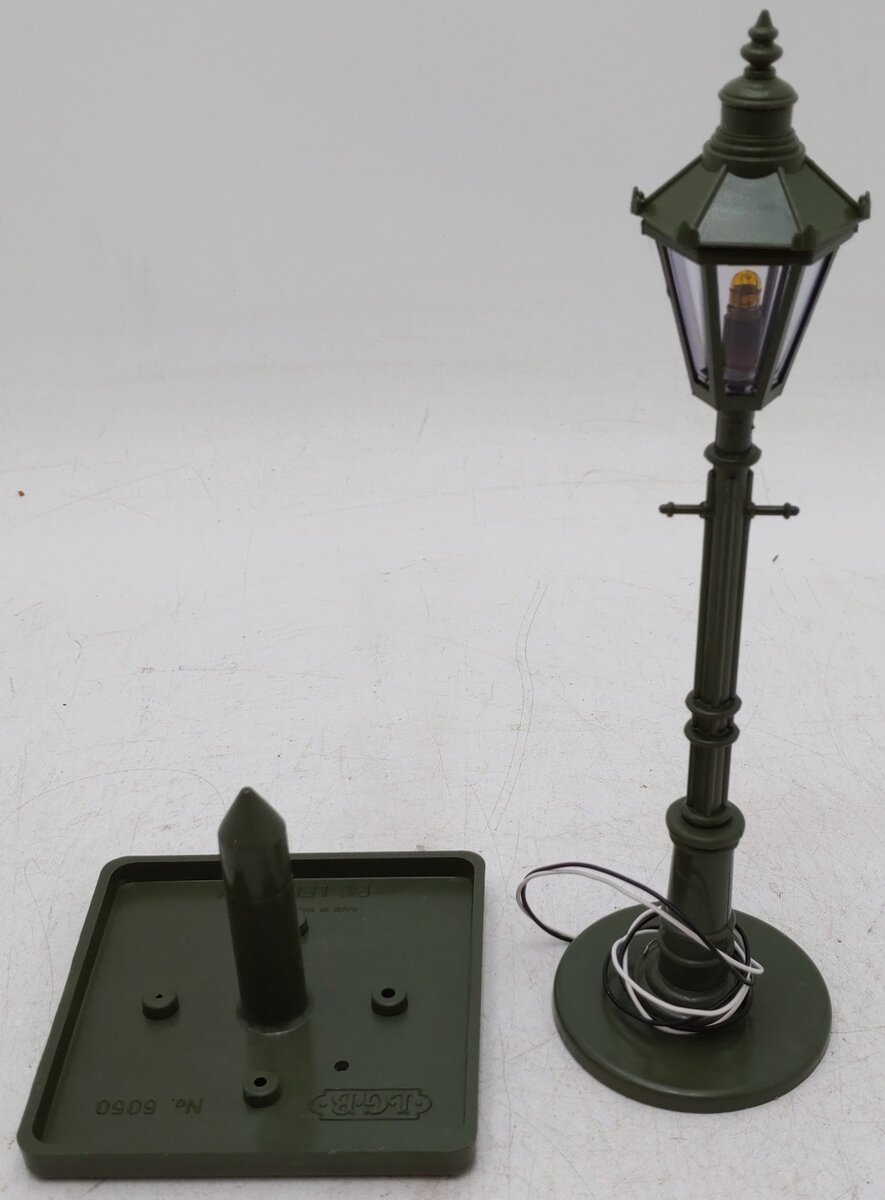 LGB 5050 G Scale Nostalgic Street Lantern Post 14 - 18 Volt EX/Box