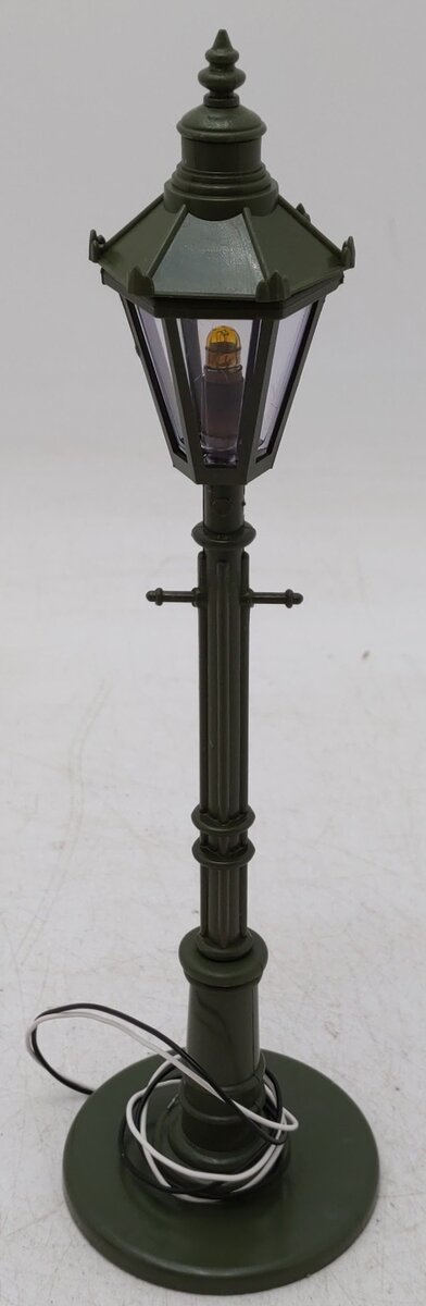 LGB 5050 G Scale Nostalgic Street Lantern Post 14 - 18 Volt EX/Box